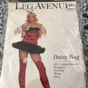 Women’s costume $15